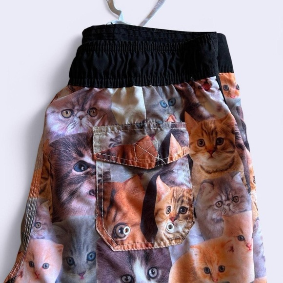 Bioworld Men’s Cat Meme Swim Trunks – Size M | Funny Kitten Board Shorts - Picture 7 of 7